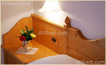 Hotel Tyrol 13
